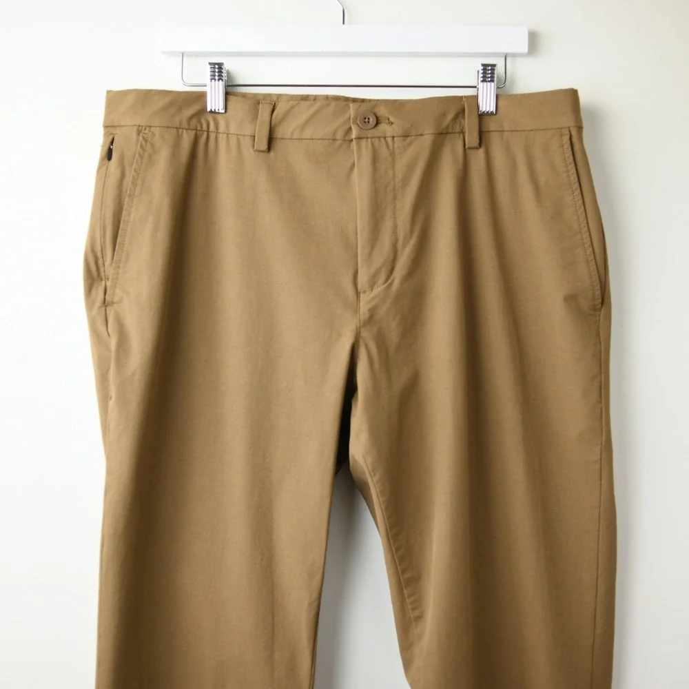 Vineyard Vines On The Go Pant Mens 36x32 Tan Performance Chino Golf Preppy